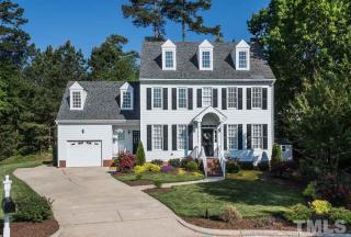 102 Woodarbor Cir, Cary, NC 27513-4717