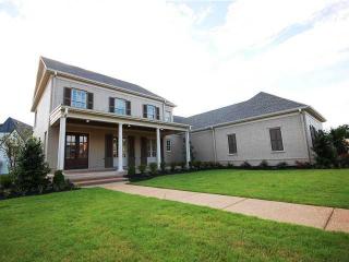 547 Rocky Joe Dr, Piperton, TN 38017-4981