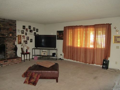 621 17th St, San Bernardino, CA 92405-4213