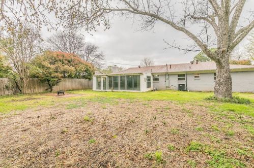 7100 Martha Ln, Fort Worth TX  76112-5306 exterior