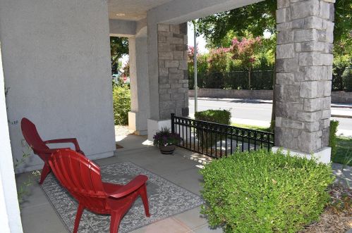 9425 Silver Bridle Way, Elk Grove, CA 95758-3962