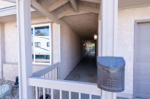 13301 Laurel St, Lakeside, CA 92040-3327