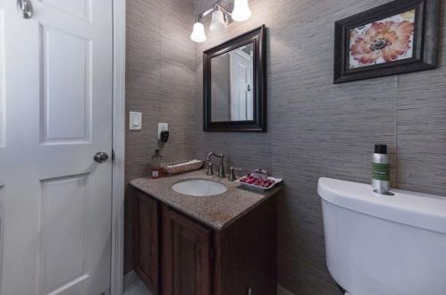 1370 Poplar Pointe, Smyrna GA  30082-2216 exterior