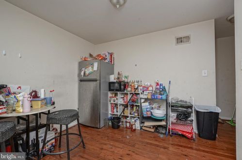 2238 12 St, Philadelphia PA 19133-1006 exterior