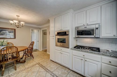 65 Myrtle St, Big Canoe GA  30143-1099 exterior