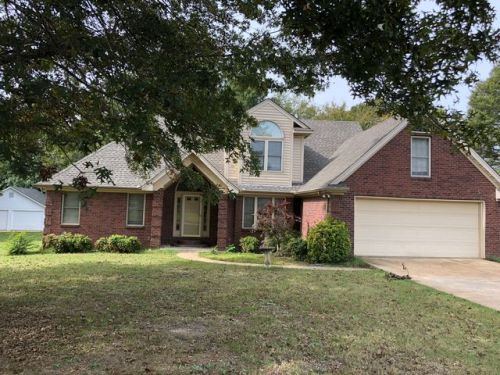 125 Keestone Dr, Senatobia, MS 38668-2906