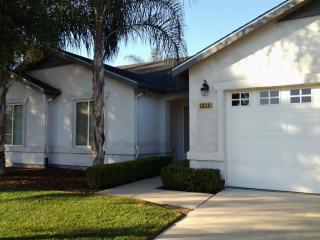 2828 Brooke Ave, Visalia, CA 93291-6517