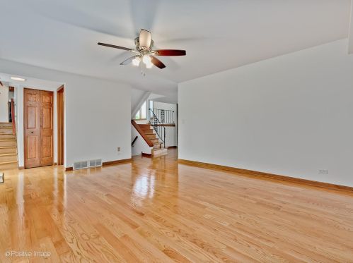 9856 Huber Ln, Niles IL  60714-1015 exterior