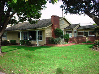 200 Diablo Dr, Salinas, CA 93906-3304