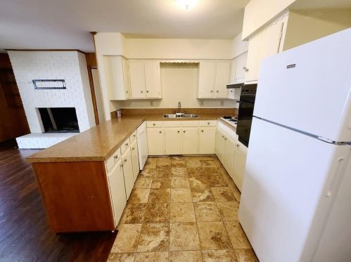 7434 Brentcove Cir, Dallas TX  75214-1805 exterior