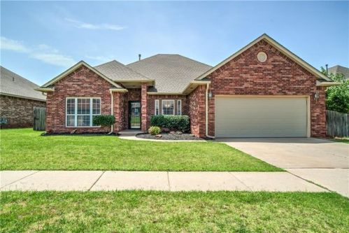 16805 La Paloma Ln, Edmond, OK 73012-9022