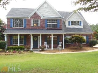2773 Harbins Lake Dr, Dacula, GA 30019-1866
