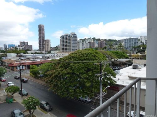 1125 Young St, Honolulu HI  96814-1917 exterior