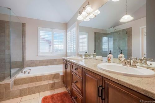 19053 Belleview Pl, Aurora CO 80015-4871 exterior