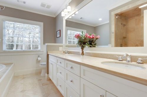 2106 Belvedere Dr, Atlanta GA  30318-1704 exterior