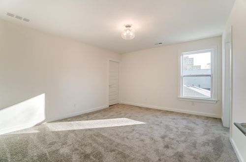 2616 Hackberry St, Cincinnati OH  45206-2121 exterior