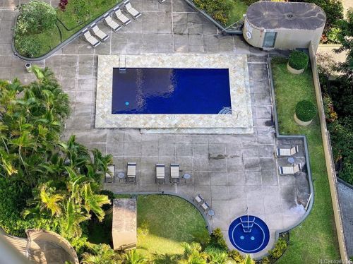 2101 Nuuanu Ave, Honolulu HI  96817-1764 exterior