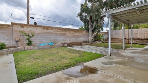 4078 Sunnysage Dr, Riverside CA  92509-0746 exterior