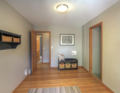 4940 Cedar Ave, Minneapolis MN  55417-1237 exterior