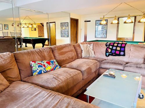 5940 Akron Cir, Englewood CO 80111-5216 exterior