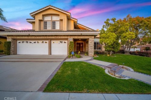 9602 Monaco Dr, Cypress, CA 90630-3580