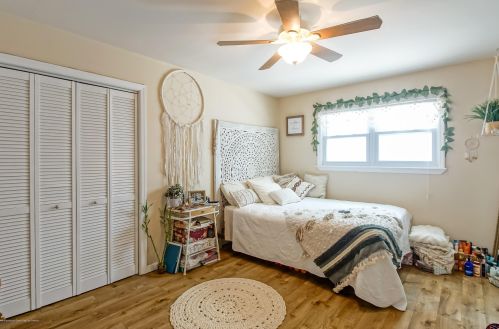 16 Las Vegas Rd, Lavallette NJ 08735-1815 exterior