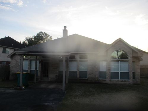 4151 Nolan Dr, Pearland, TX 77584-6681