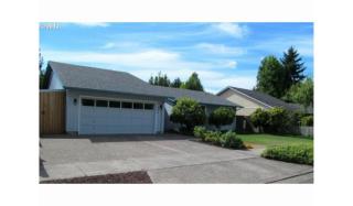 334 68th St, Springfield, OR 97478-7351
