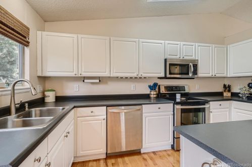 21631 Crestridge Pl, Aurora CO 80015-3596 exterior