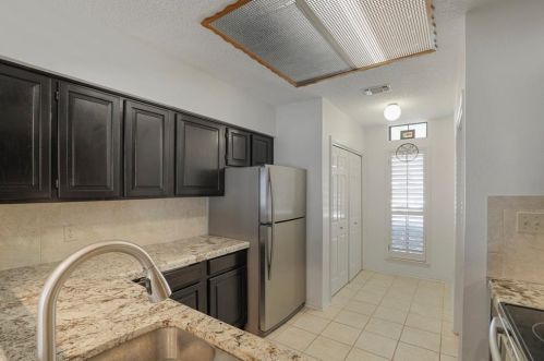 2312 Kenley St, Fort Worth TX  76107-4938 exterior