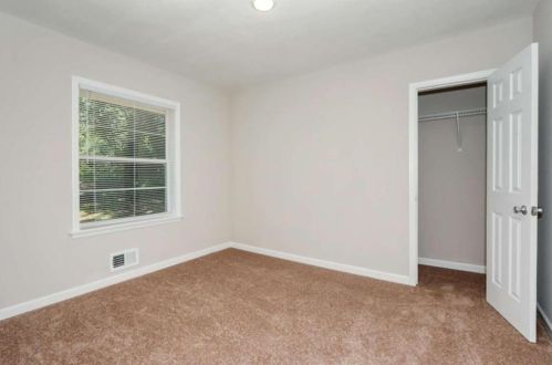 1772 Flintwood Dr, Atlanta GA  30316-4101 exterior