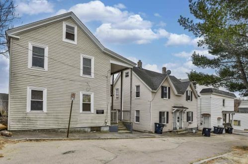 7 Ridge St, Nashua, NH 03064-2866