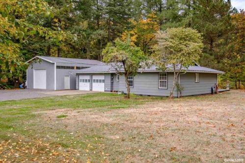 31831 Berlin Rd, Lebanon OR  97355-9400 exterior