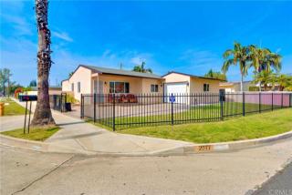 2077 Ivory Dr, Duarte, CA 91010-3232