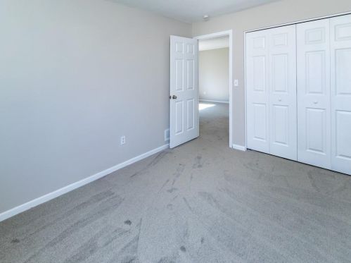 4392 Cinnamon Ridge Trl, Saint Paul MN  55122-3324 exterior