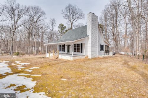 165 Gingerbread Ln, Harpers Ferry WV 25425-5591 exterior