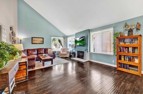 6236 Woodsboro Ave, Anaheim CA  92807-2347 exterior