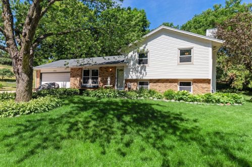 13951 Galway Ct, Saint Paul, MN 55124-7333