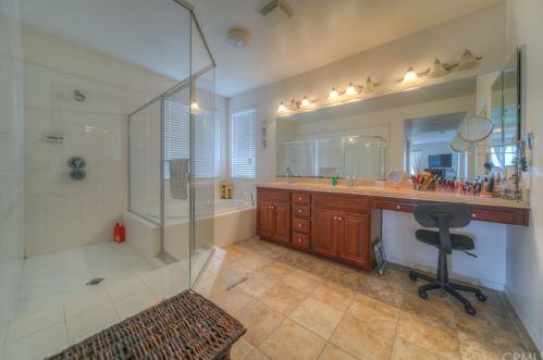9380 Dauchy Ave, Riverside CA  92508-9213 exterior