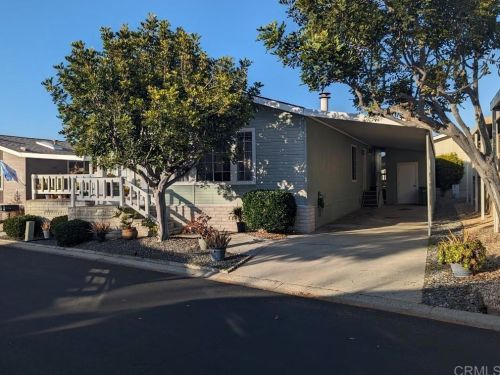 5438 Don Luis Dr, Carlsbad, CA 92010-3927