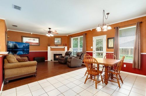 8508 Hawks Nest Dr, Fort Worth TX  76131-5330 exterior