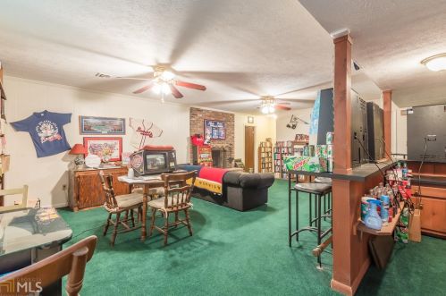 2408 Meadow Lark Dr, Atlanta GA  30344-4026 exterior