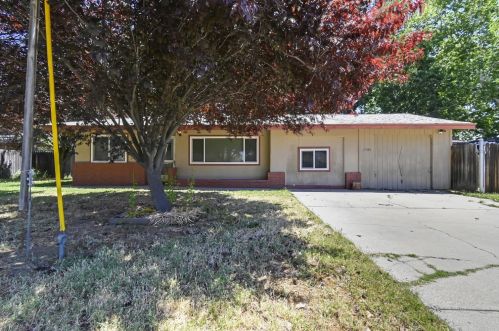 2986 6th St, Biggs, CA 95917-9726