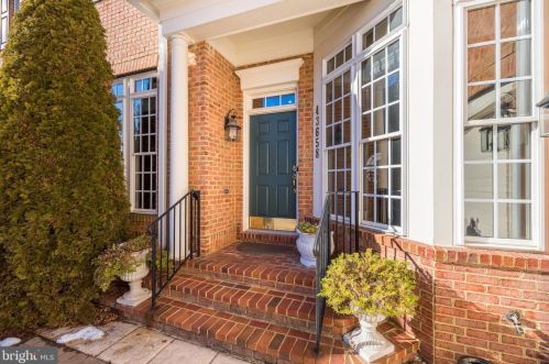 43658 Pierpoint Ter, Leesburg, VA 20176-8405