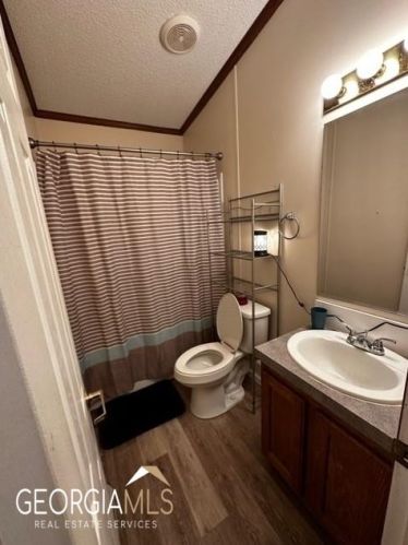 494 Bell Rd, Lula, GA 30554-4001