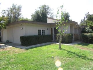 721 Arthur St, Davis, CA 95616-3110