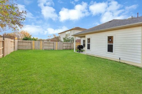 843 Honeysuckle Vine Dr, Richmond TX 77469-4800 exterior