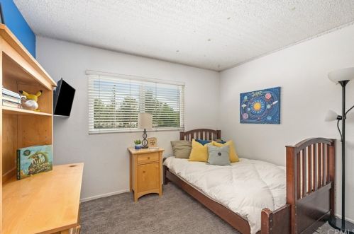 6298 Woodsboro Ave, Anaheim CA  92807-2347 exterior