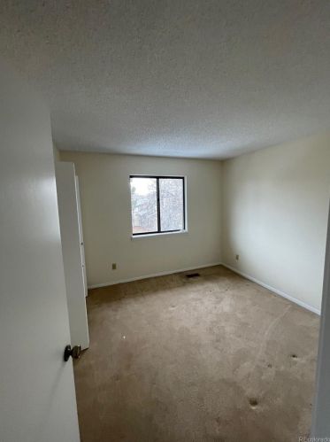 5138 Sedalia Ct, Aurora CO 80016-3205 exterior