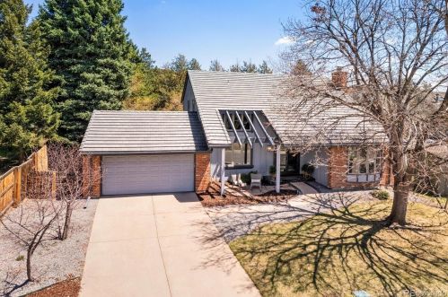 7543 Willow Cir, Englewood, CO 80112-2761